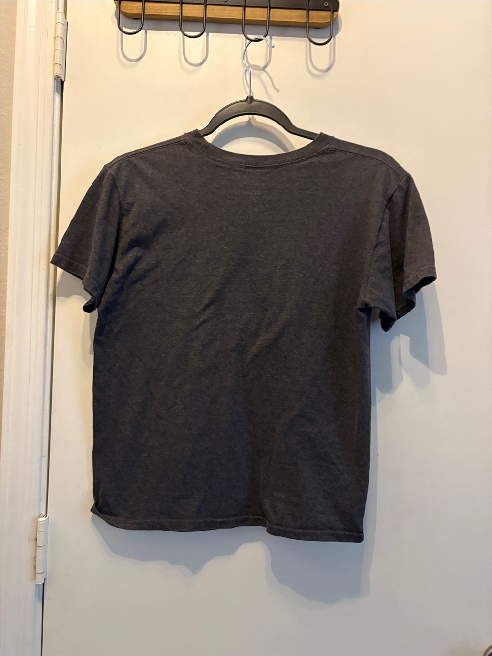 ⭐️BUNDLE TO SAVE Naruto Graphic Tee in Charcoal with Orange Print Boys Size M - Picture 2 of 5